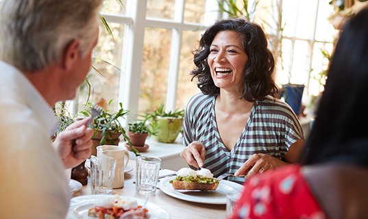 People enjoy brunch